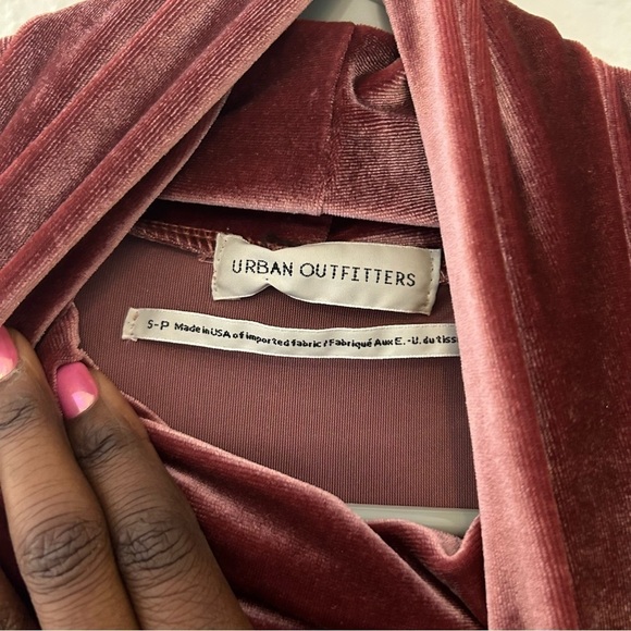 Urban Outfitters Holiday Party Dress Velvet Long Sleeve Size Small - Picture 9 of 12